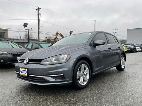 Used 2021 Volkswagen Golf 4-Door image 4