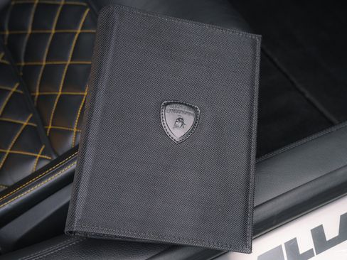 Used 2011 Lamborghini Gallardo LP 550-2 Bicolore image 24