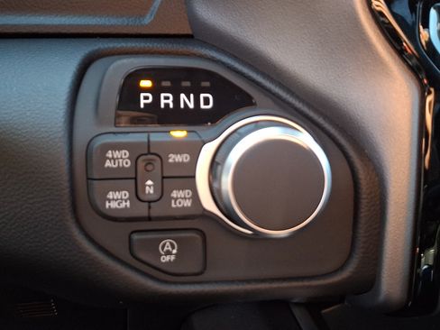 New 2026 RAM 1500 Big Horn AWD/4WD image 11