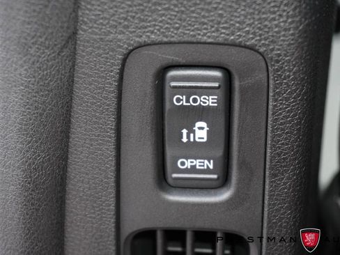 Used 2025 Honda Odyssey Elite image 46