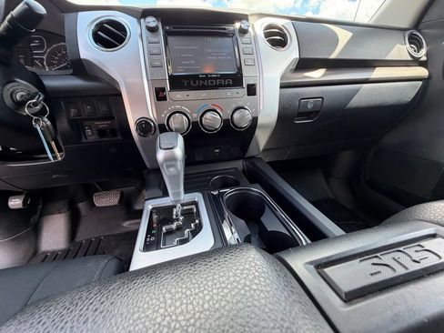 Used 2019 Toyota Tundra SR5 AWD/4WD image 29