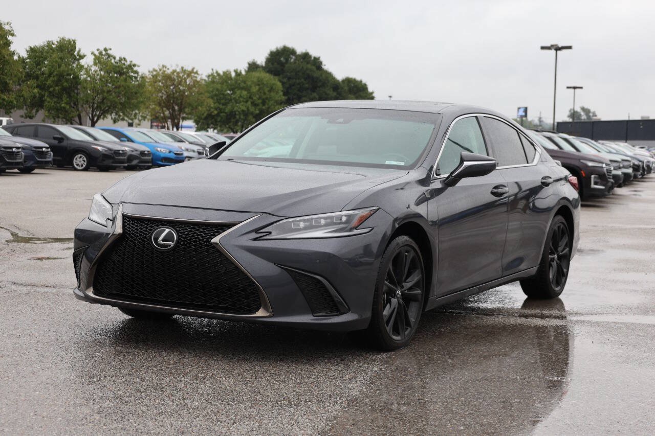 Used 2023 Lexus ES 250 w/ Premium Package AWD/4WD image 6