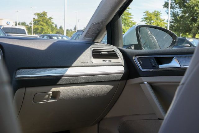 Used 2019 Volkswagen Golf Alltrack S AWD/4WD image 9