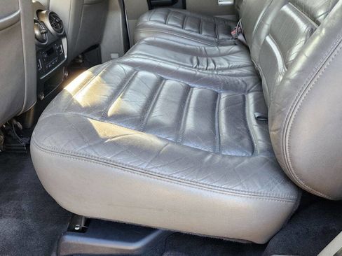 Used 2003 HUMMER H2 w/ Preferred Equipment Group image 17