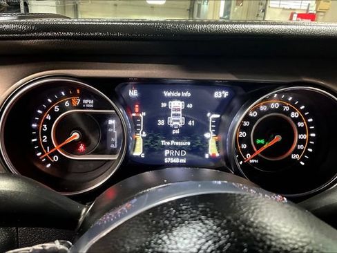 Used 2021 Jeep Wrangler Unlimited Sahara AWD/4WD image 13