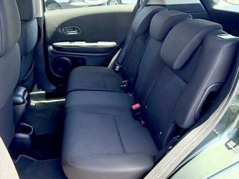 Used 2017 Honda HR-V LX image 18