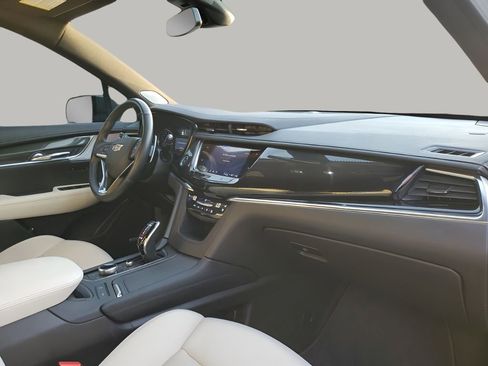 Certified 2022 Cadillac XT6 Sport image 14