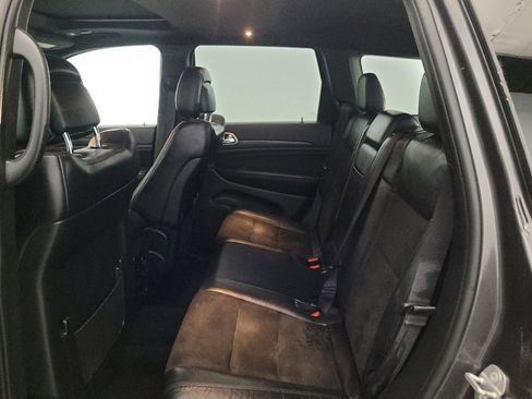 Used 2021 Jeep Grand Cherokee Laredo X AWD/4WD image 18
