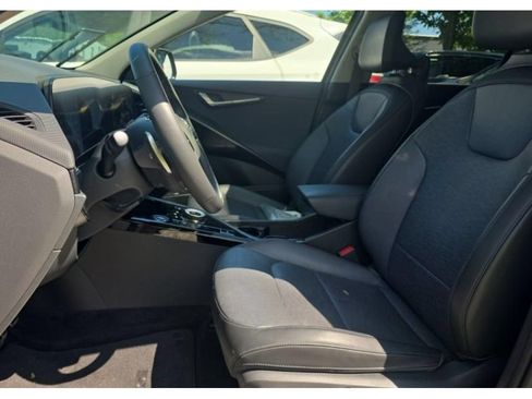 Used 2023 Kia Niro Wave FWD image 5