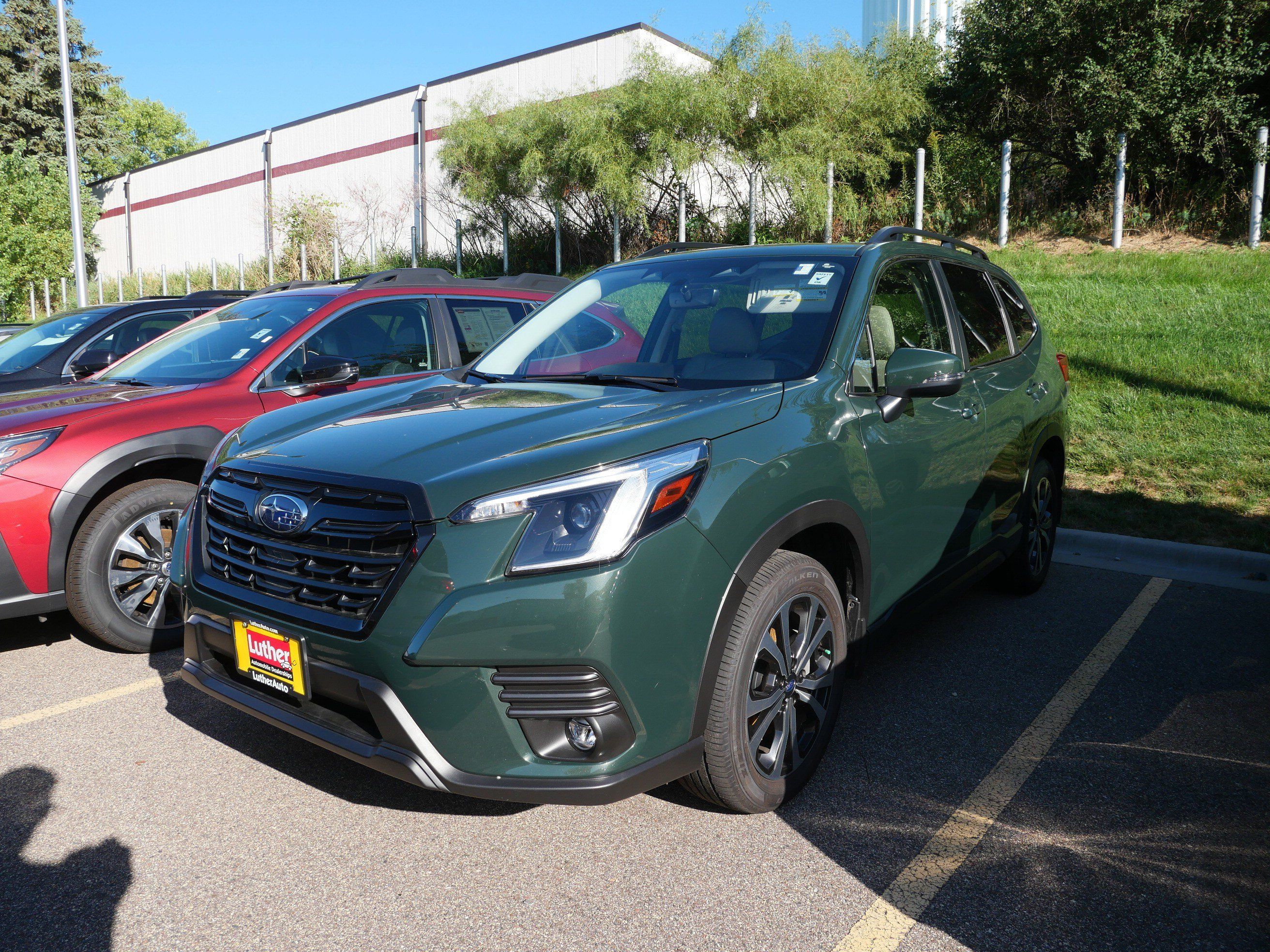 Used 2024 Subaru Forester Limited AWD/4WD image 2
