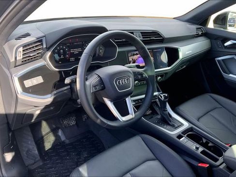 Certified 2025 Audi Q3 2.0T Premium w/ Convenience Package image 14
