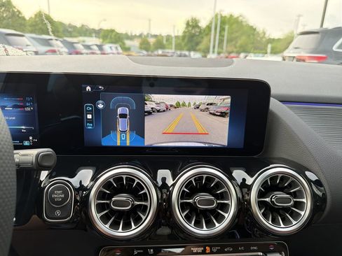 New 2026 Mercedes-Benz GLA 35 AMG 4MATIC image 27