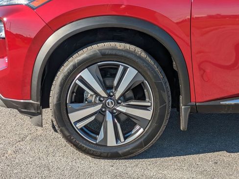 Used 2021 Nissan Rogue SL image 11