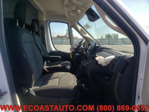 Used 2022 RAM ProMaster 3500 w/ Premium Convenience Group image 6