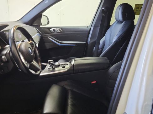 Used 2023 BMW X5 xDrive45e w/ Executive Package image 3