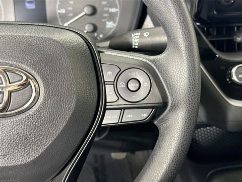 Certified 2023 Toyota Corolla LE image 18