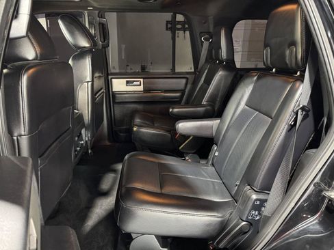 Used 2017 Ford Expedition Limited w/ Equipment Group 301A AWD/4WD image 26