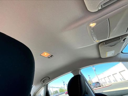 Used 2015 Nissan Sentra S image 13