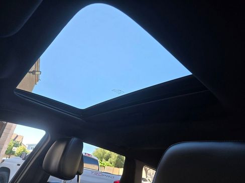 Used 2015 Jeep Grand Cherokee Altitude image 18