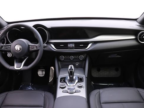 New 2024 Alfa Romeo Stelvio Ti image 8