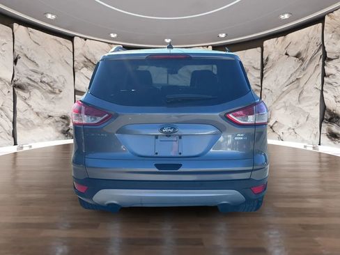 Used 2014 Ford Escape SE w/ Equipment Group 201A image 6