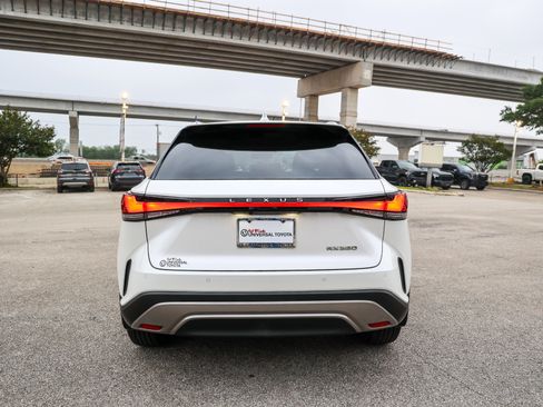 Used 2024 Lexus RX 350 w/ Convenience Package FWD image 8
