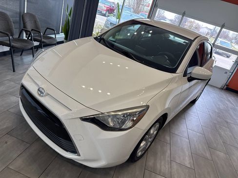 Used 2016 Scion iA image 8