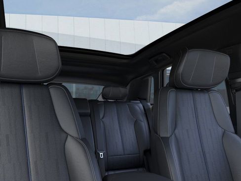 New 2025 Cadillac Lyriq Luxury w/ LPO, Floor Liner Package image 25