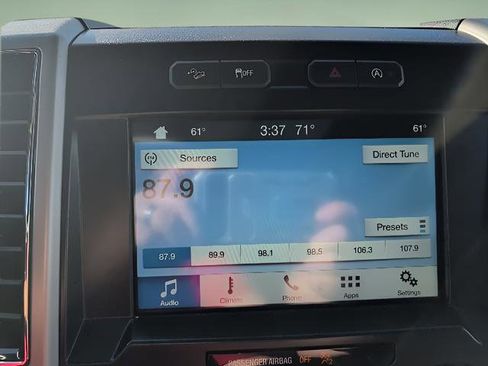 Used 2017 Ford F150 Lariat image 12