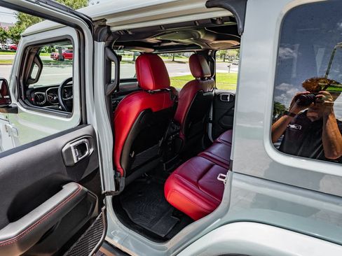 Used 2024 Jeep Wrangler Unlimited Rubicon 392 AWD/4WD image 37
