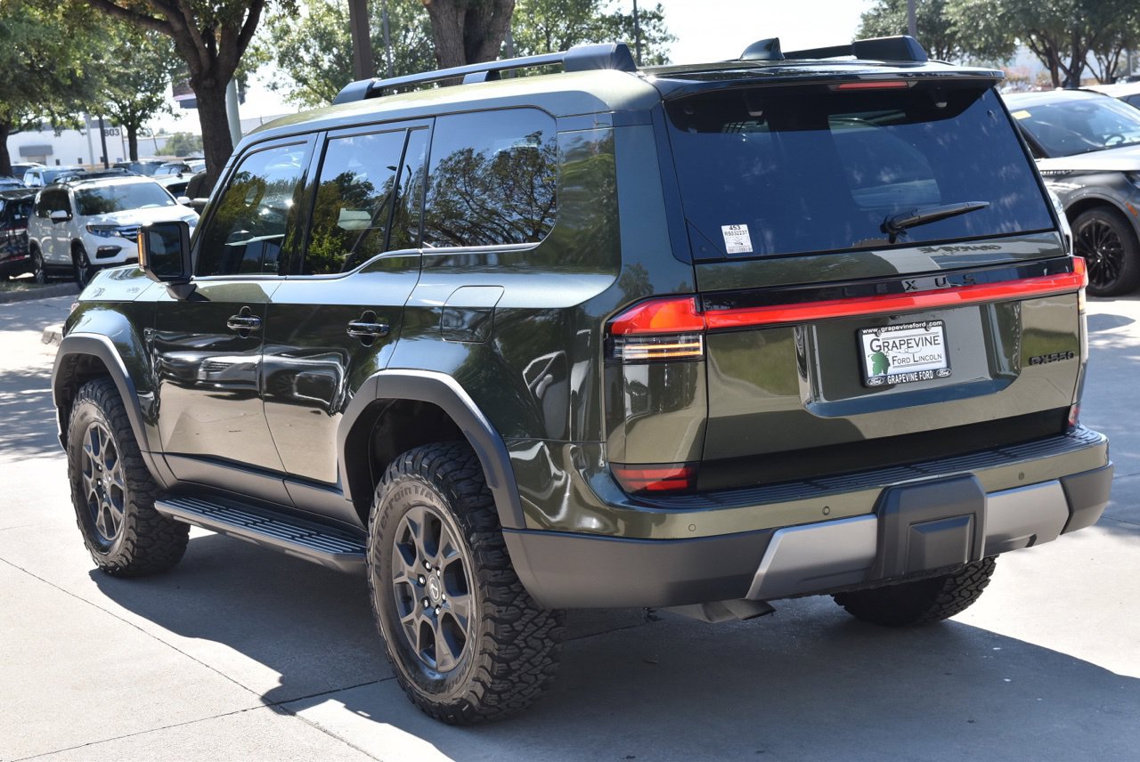 Used 2024 Lexus GX 550 AWD/4WD image 10