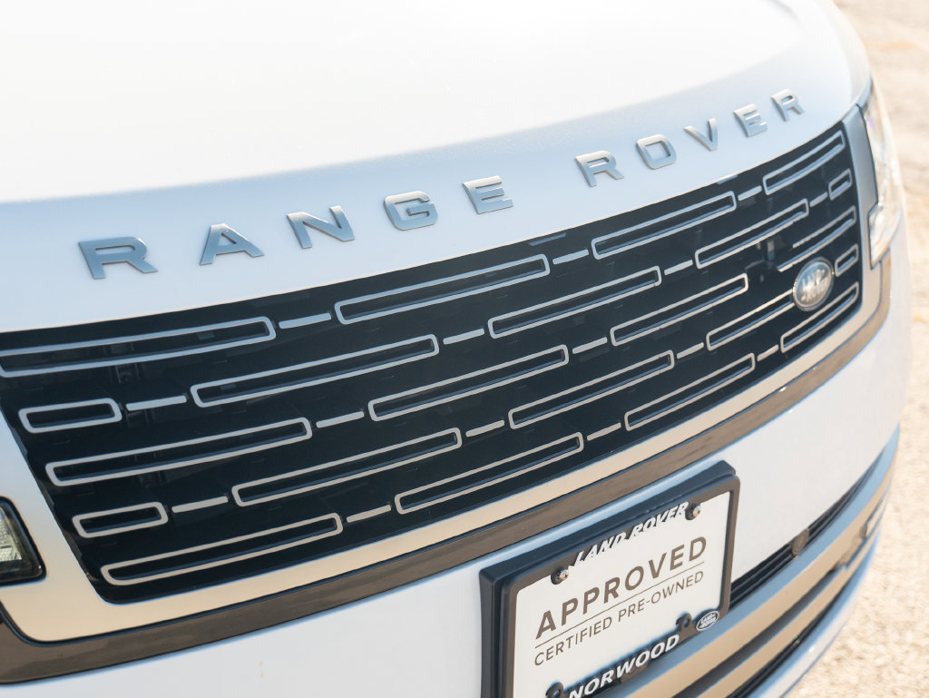 Used 2023 Land Rover Range Rover SE AWD/4WD image 16