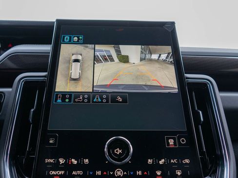 New 2026 GMC Yukon XL Elevation w/ Elevation Premium Package image 29