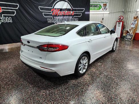 Used 2019 Ford Fusion SE image 7