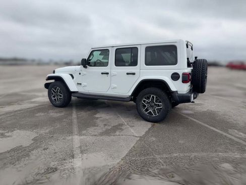 New 2026 Jeep Wrangler Sahara image 7