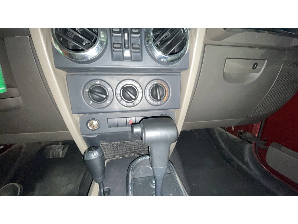 Used 2009 Jeep Wrangler Unlimited Sahara AWD/4WD image 11
