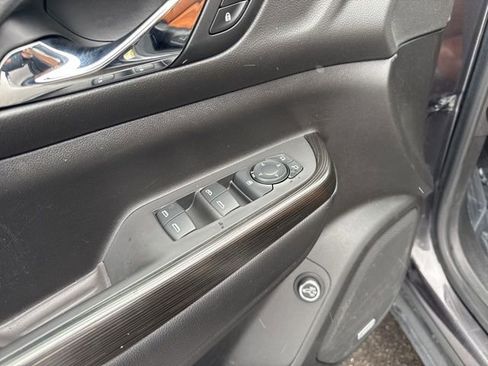 Used 2019 GMC Acadia SLT image 10