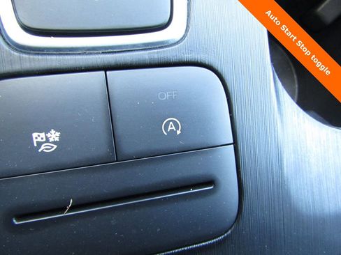 Used 2024 Ford Escape ST-Line w/ Cold Weather Package FWD image 17