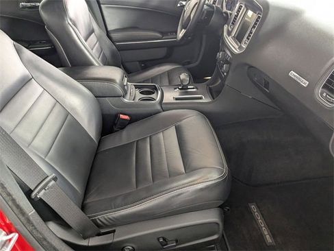 Used 2012 Dodge Charger SXT Plus image 30