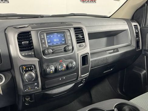 Used 2017 RAM 1500 Express AWD/4WD image 18