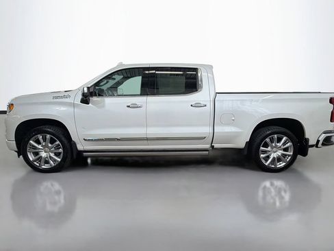 Used 2023 Chevrolet Silverado 1500 High Country w/ High Country Premium Package AWD/4WD image 6