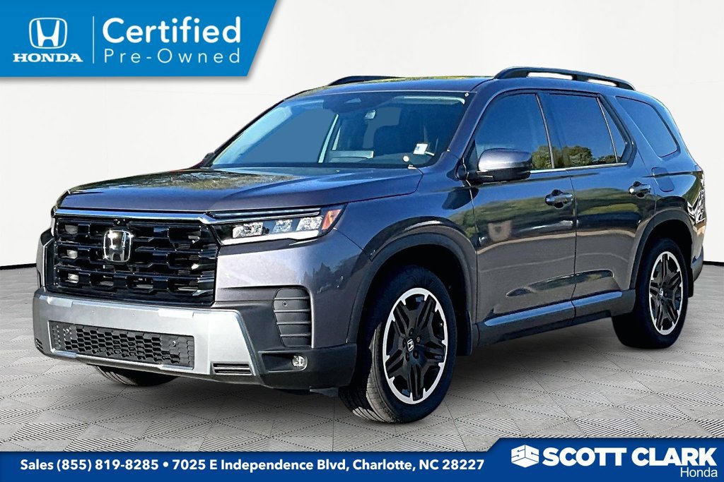 Certified 2026 Honda Pilot Touring image 3