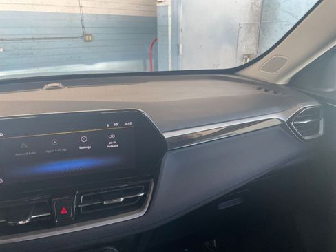 Used 2025 Chevrolet TrailBlazer LT image 33