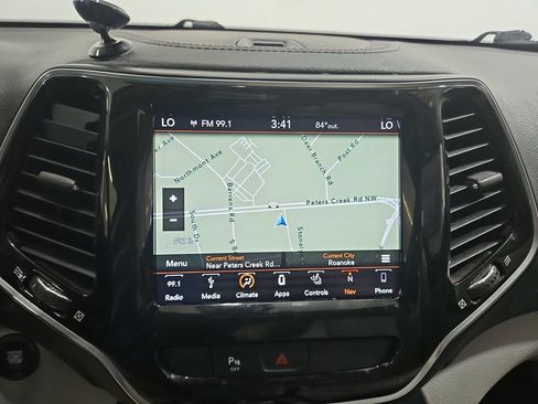 Used 2019 Jeep Cherokee Limited w/ Luxury Group AWD/4WD image 20