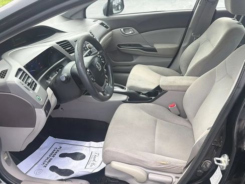 Used 2012 Honda Civic LX image 9