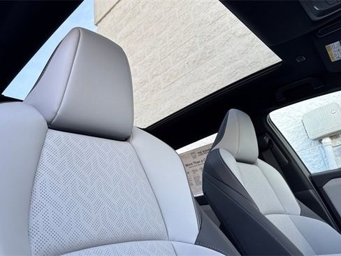 New 2026 Subaru Solterra image 14