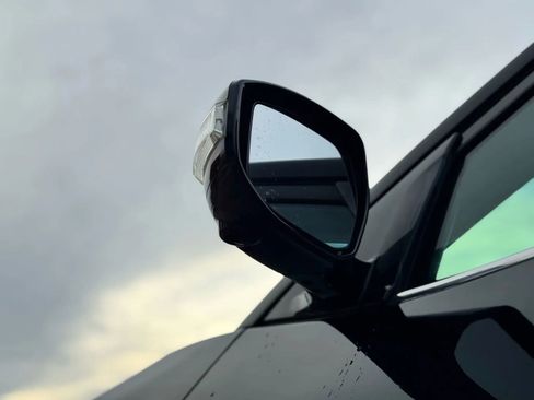 Used 2018 Nissan Maxima Platinum image 29