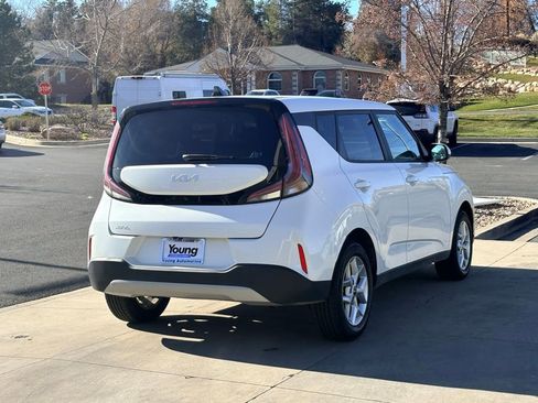 Used 2023 Kia Soul LX w/ Option Group 015 image 9