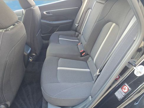 Certified 2023 Hyundai Sonata SEL w/ Preferred Accessory Package image 12