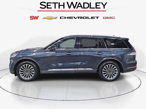 Used 2022 Lincoln Aviator Reserve w/ Elements Package Plus image 4